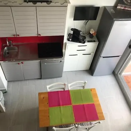 Marins 305 * סן סיפריאן
